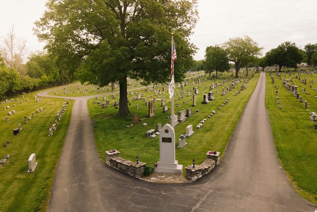 Maple Grove Cemetery